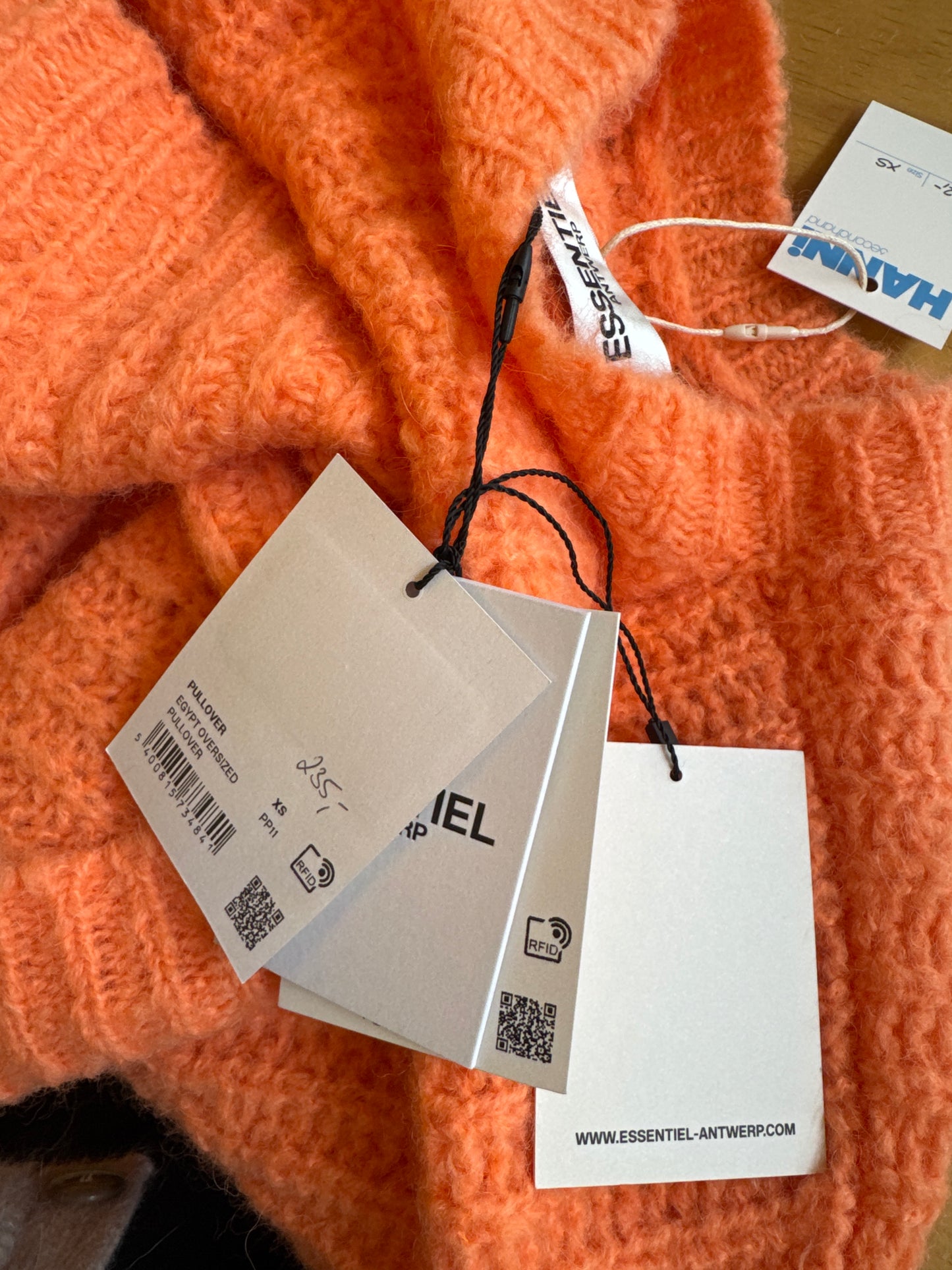 Pullover ESSENTIEL ANTWERP