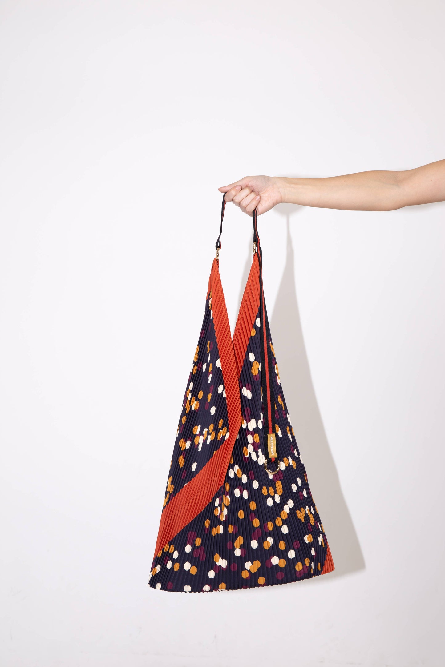 PLISSIERTE Y-TASCHE VALERIA