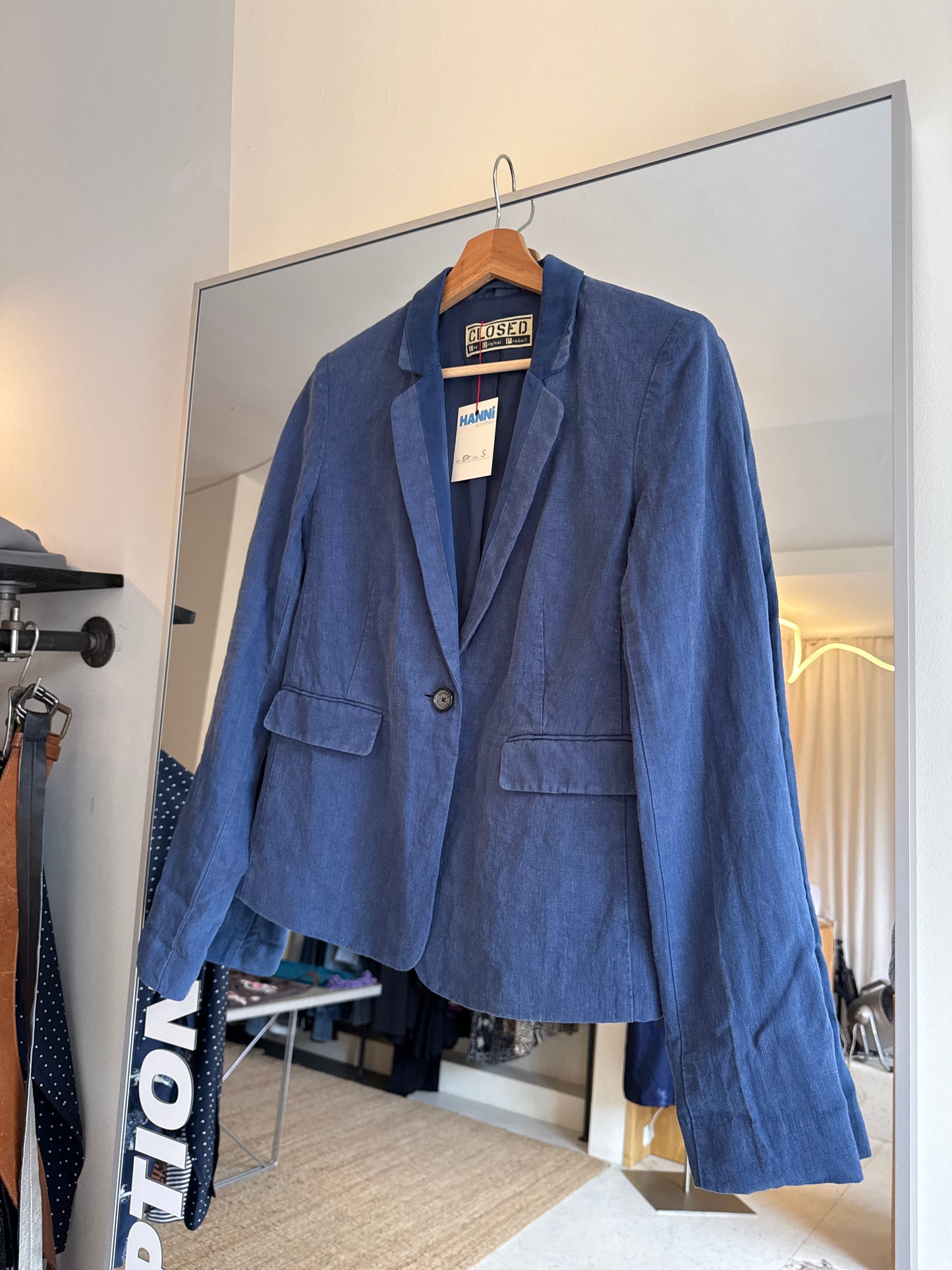 Blazer CLOSED