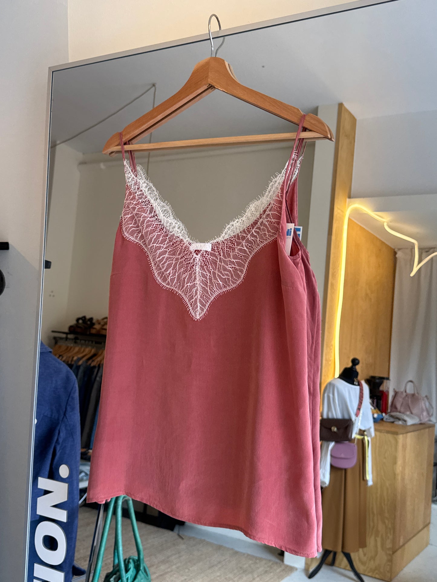 Top DRYKORN
