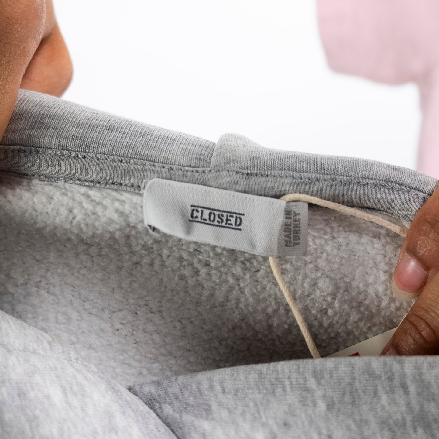 Hoodie Closed