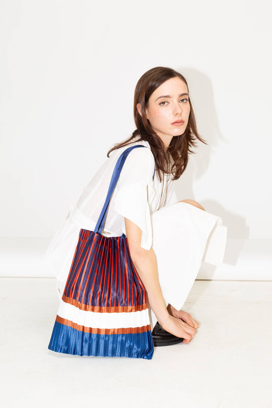 PLISSIERTE TRAGETASCHE AUS SATIN CHIAVARI