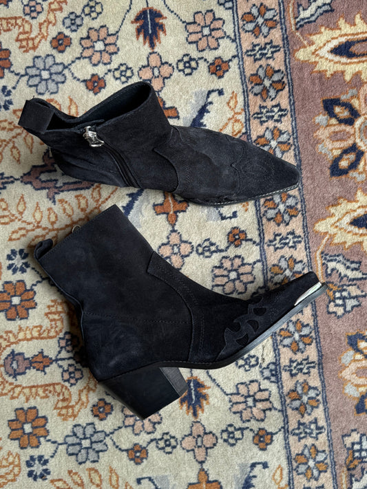 Boots MINT VELVET