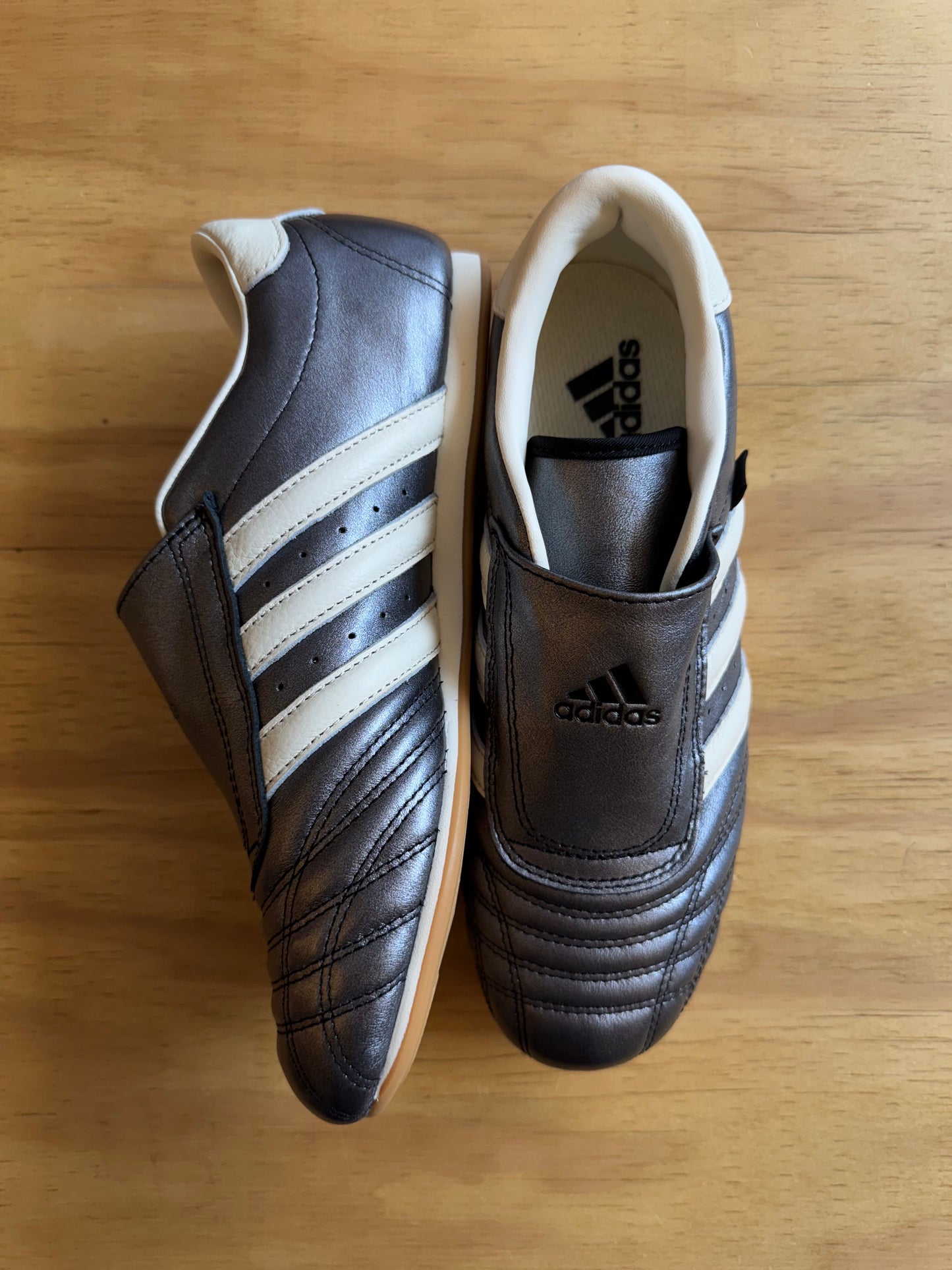 Schuhe ADIDAS