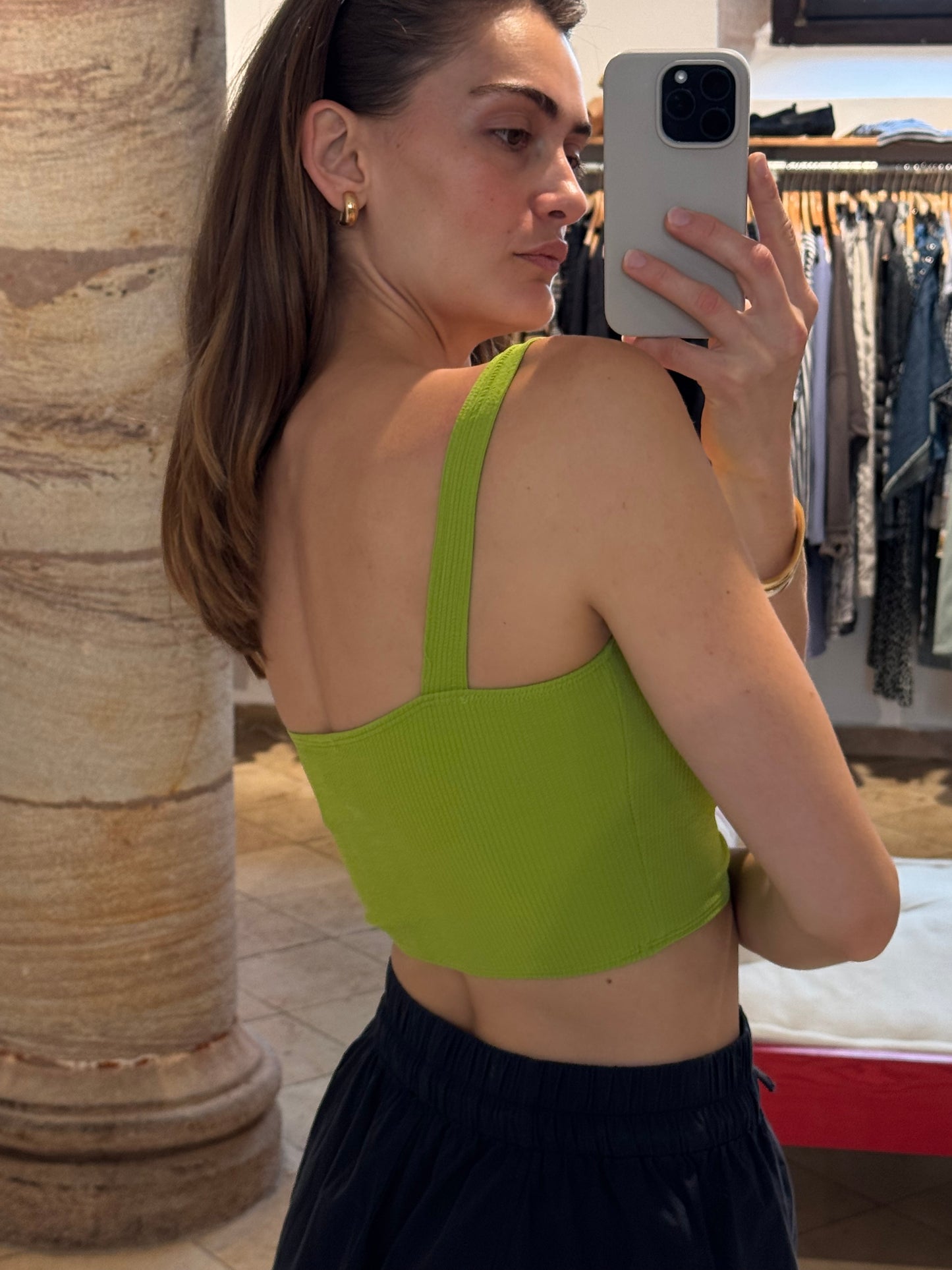 Top RITA ROW