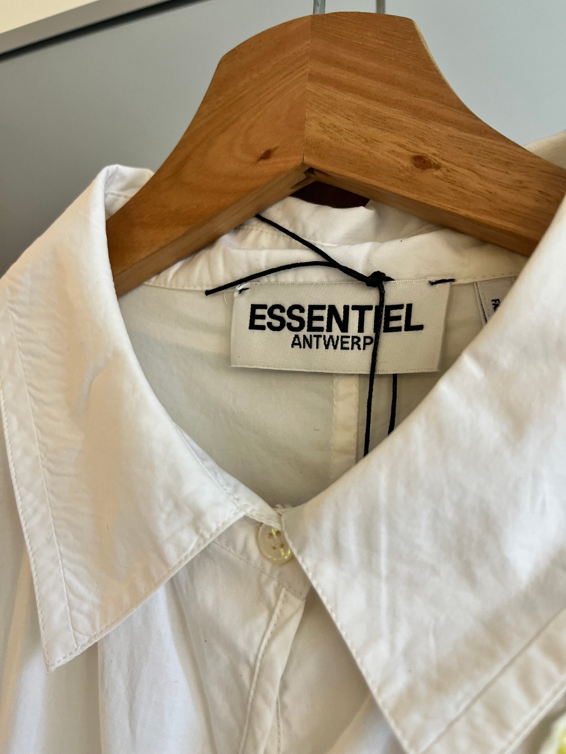 Kleid ESSENTIEL ANTWERP - HANNI secondhand