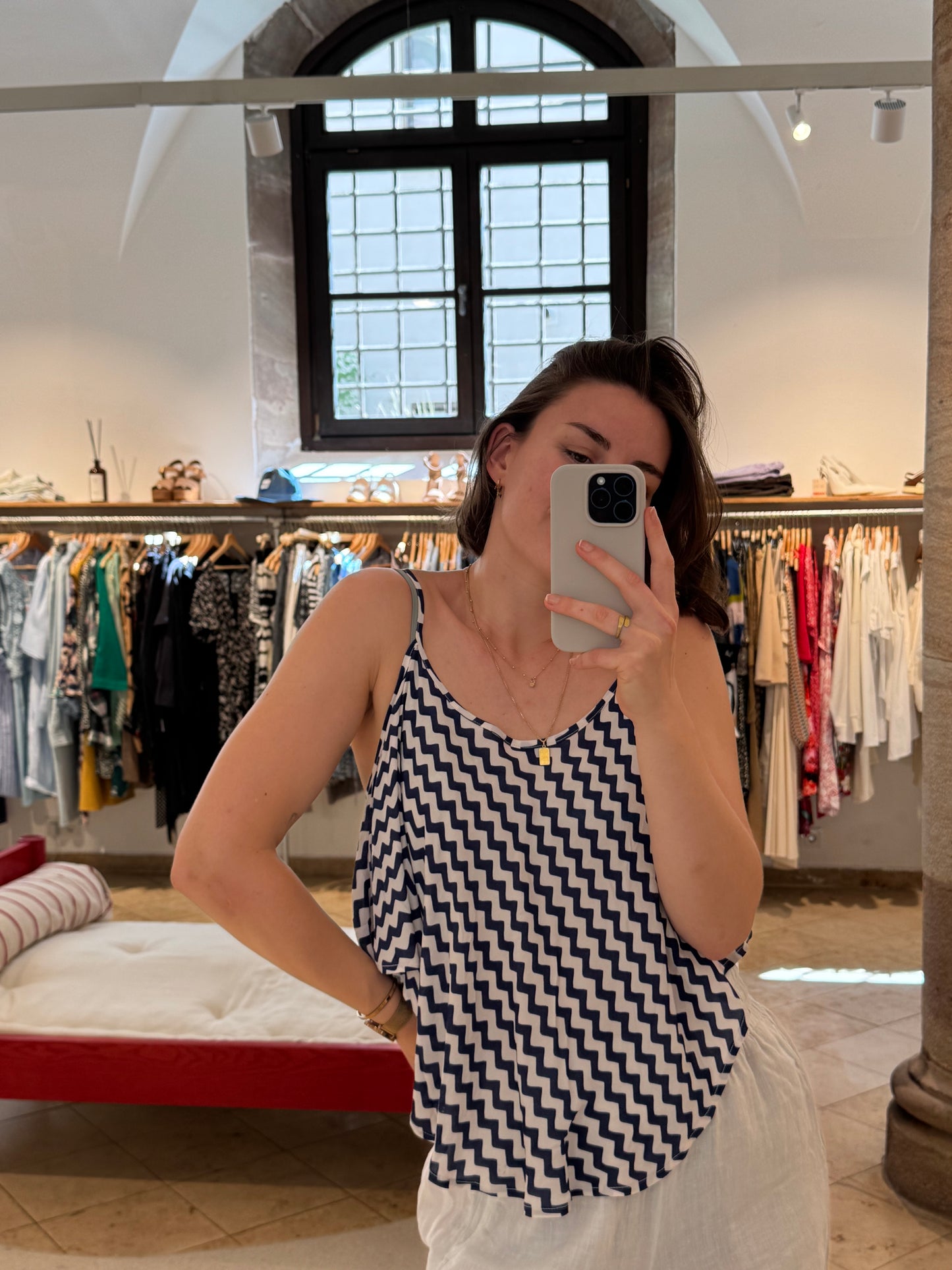 Top SEMICOUTURE