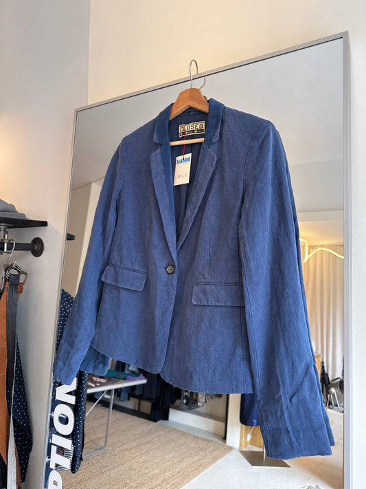 Blazer CLOSED