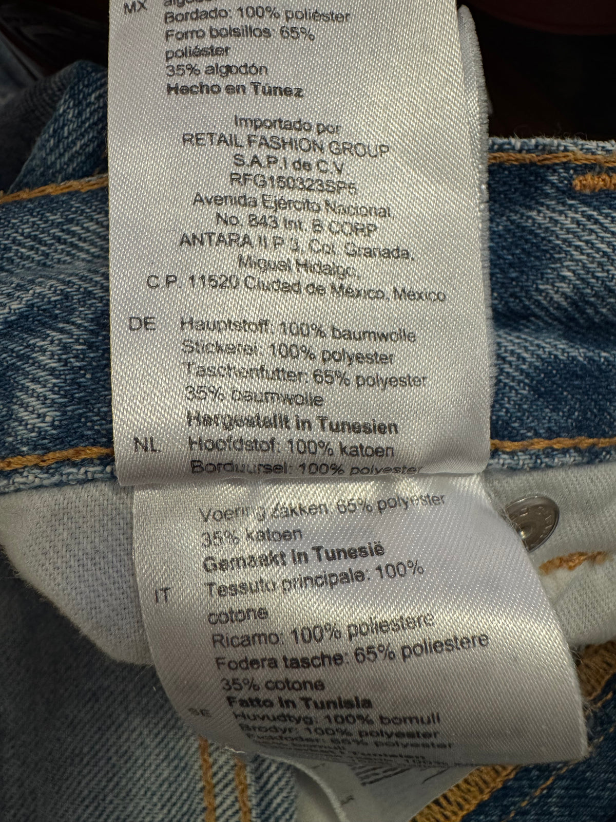 Jeans