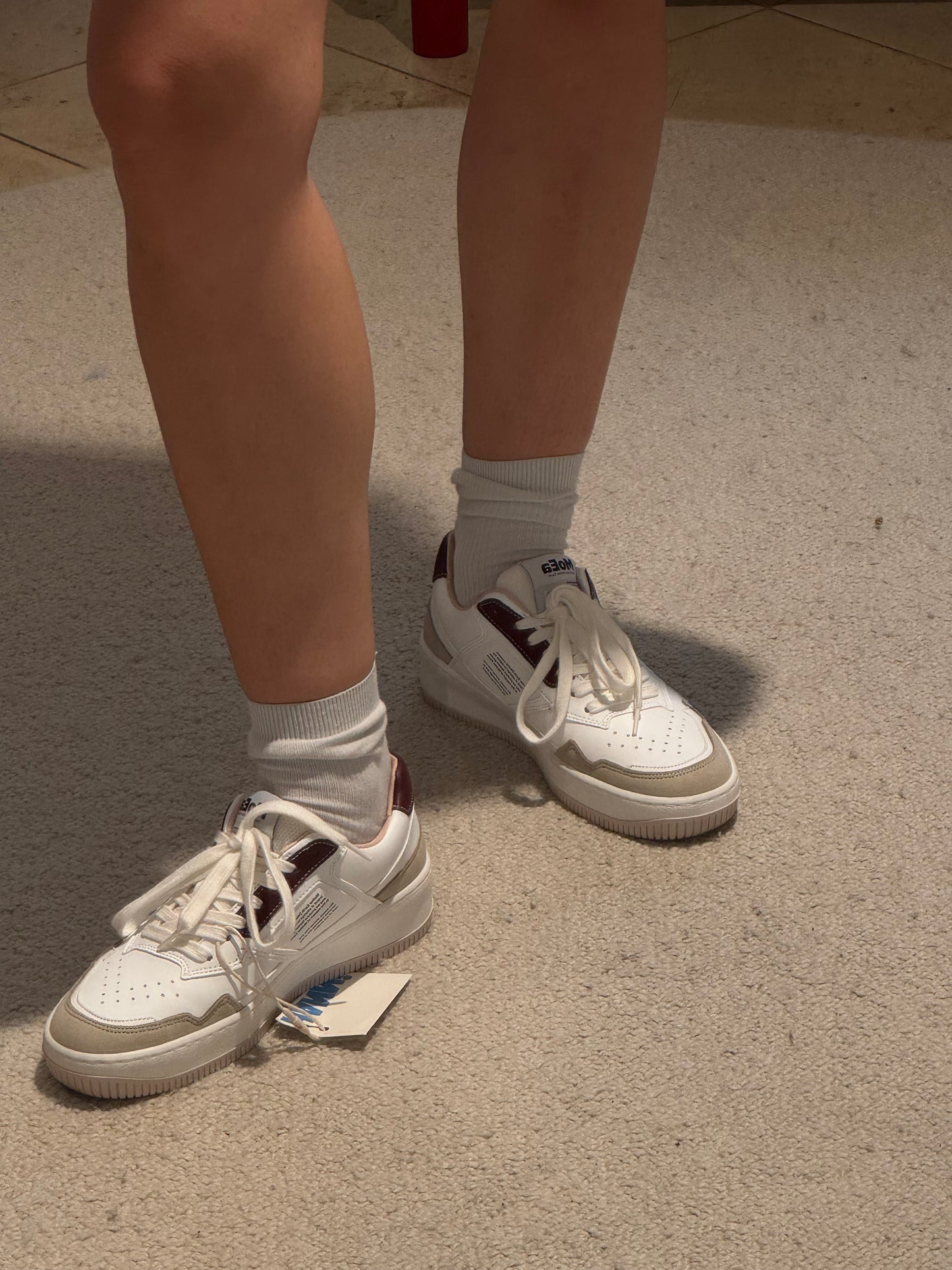 Sneaker MOEA