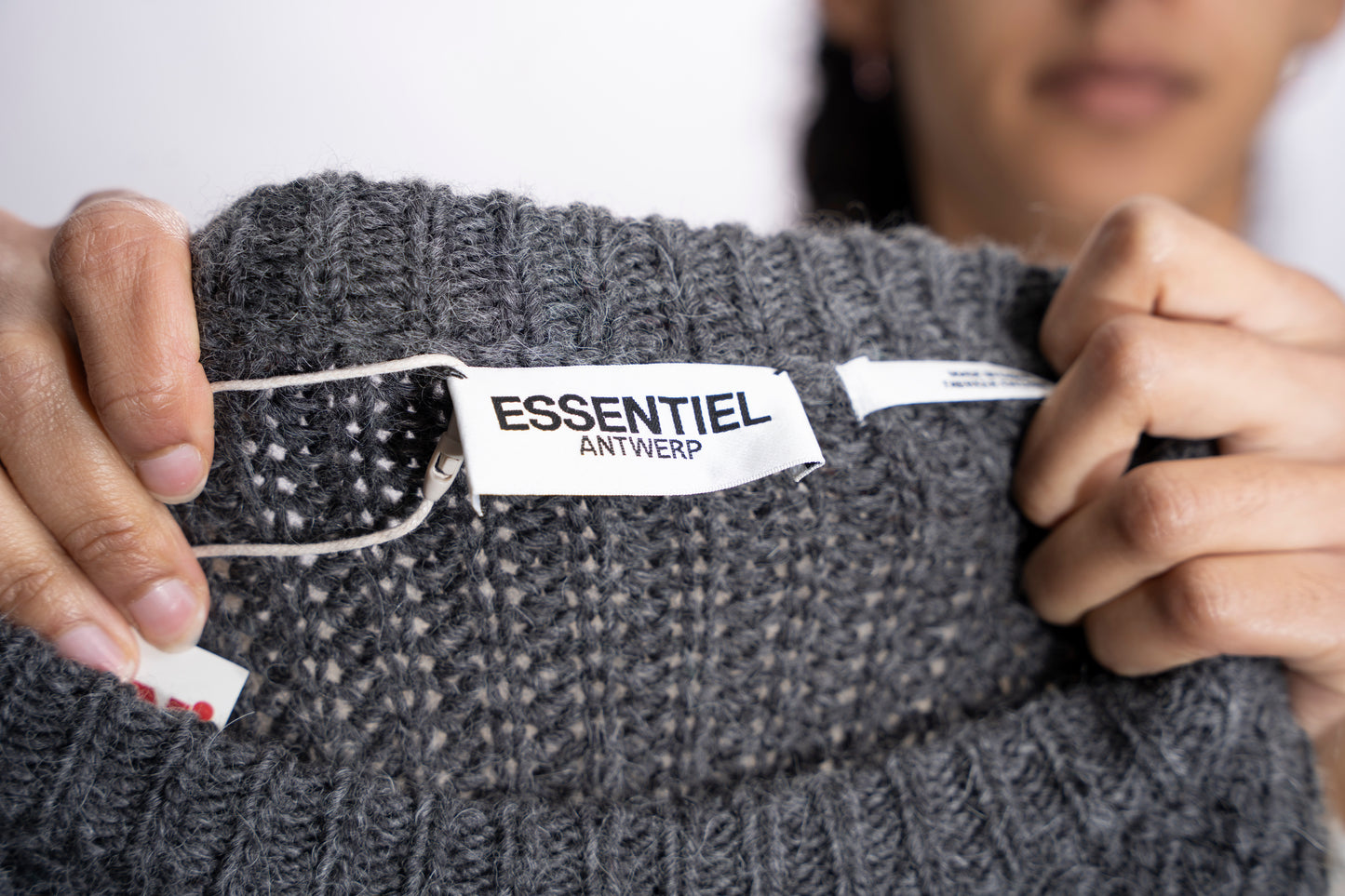 Pullover ESSENTIEL ANTWERP